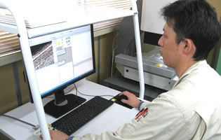 品質保証部 滋賀品質保証課勤務 N.Tさん　（2009年入社）　商学部　卒業